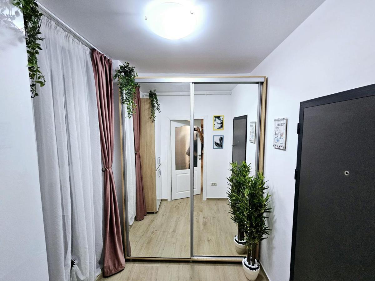 Apartment Lovely New Balcony Cismigiu Park - Pop5 *