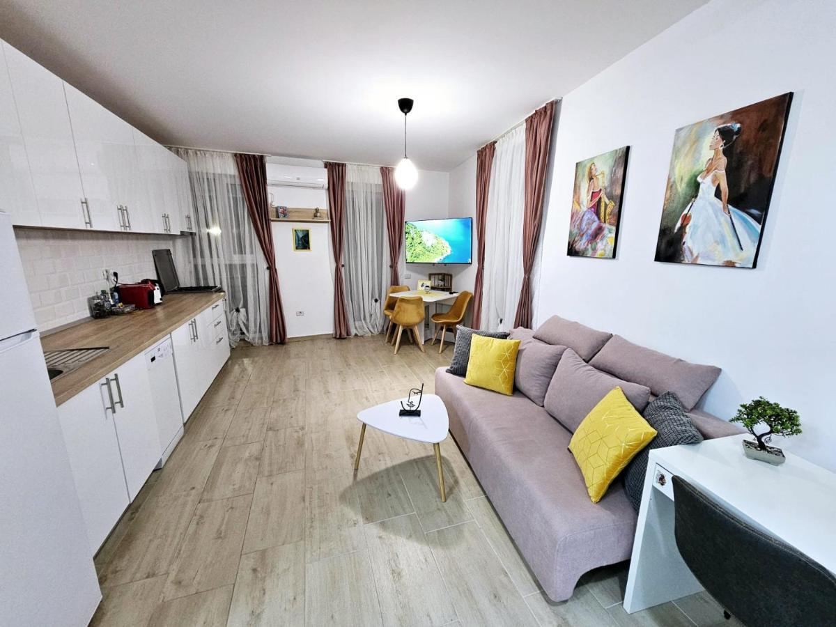 Apartment Lovely New Balcony Cismigiu Park - Pop5