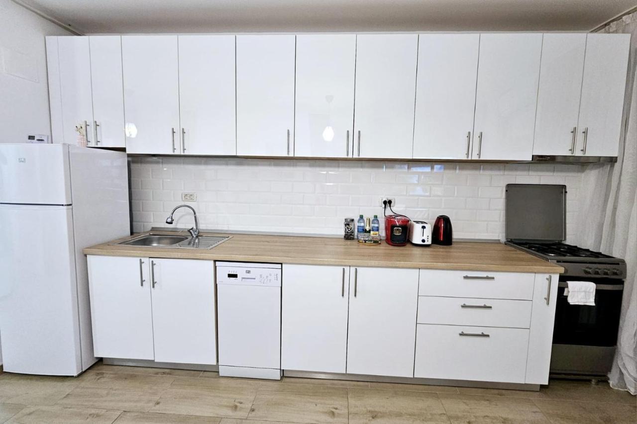 Apartment Lovely New Balcony Cismigiu Park - Pop5 *