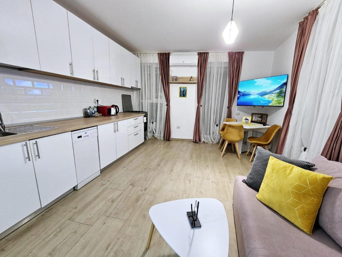 Apartment Lovely New Balcony Cismigiu Park - Pop5