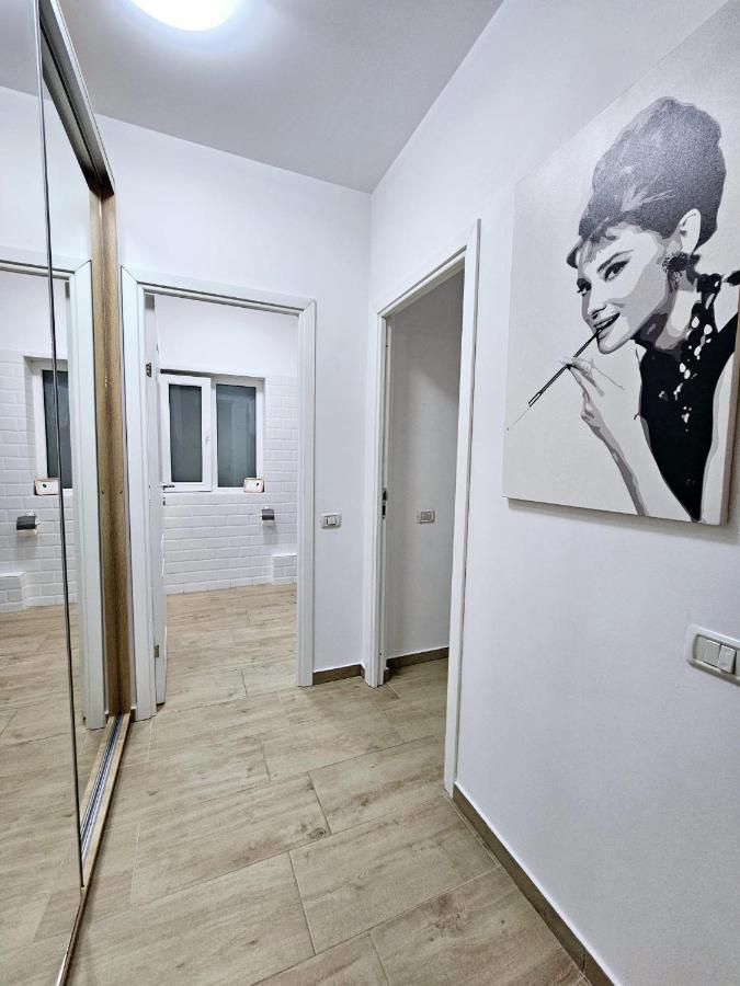 Lovely New Balcony Cismigiu Park - Pop5 Bucharest
