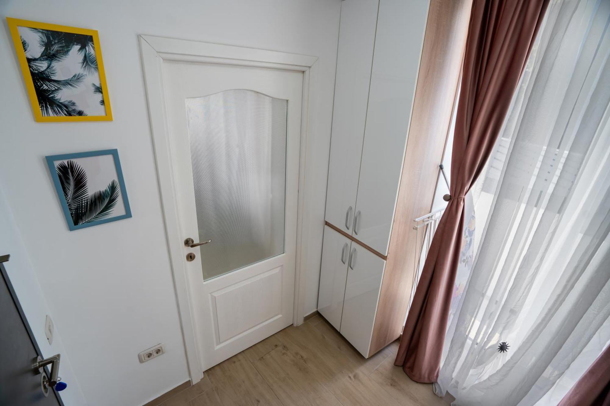 Apartment Lovely New Balcony Cismigiu Park - Pop5 *